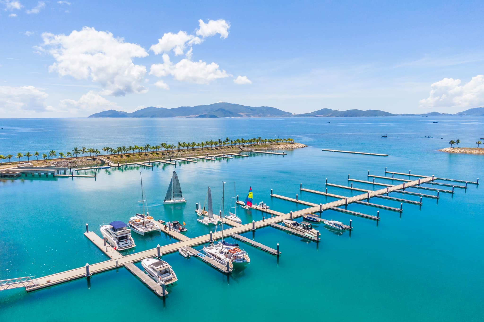 Bến du thuyền Ana Marina Nha Trang