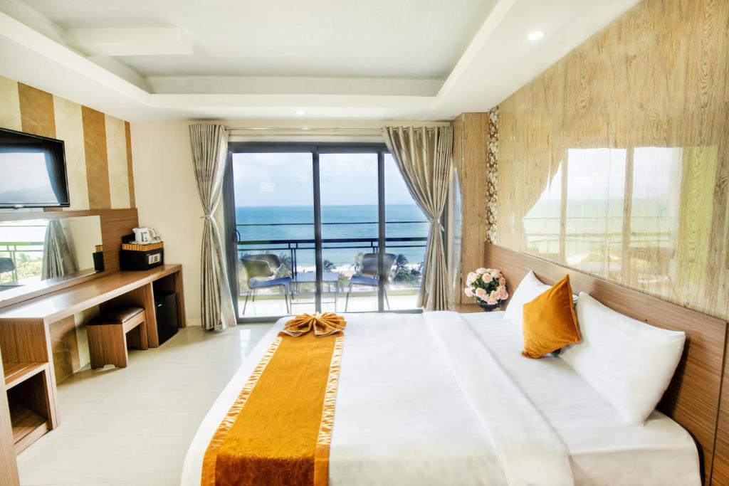 Khách sạn view biển Nha Trang Oliver