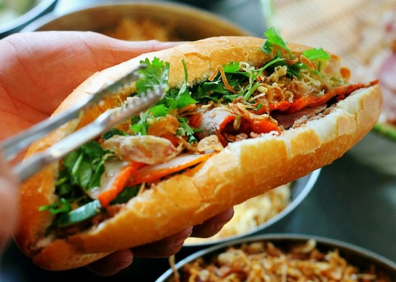 Món ăn ngon Nha Trang - Bánh mì