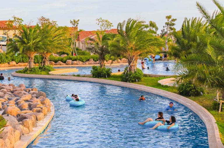 ho-boi-Centara-Mirage-Resort-Mui-Ne