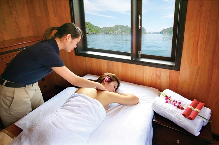 Spa cao cấp trên du thuyền Savingbooking.com - thư giãn tuyệt đối với tầm nhìn panorama ra đại dương