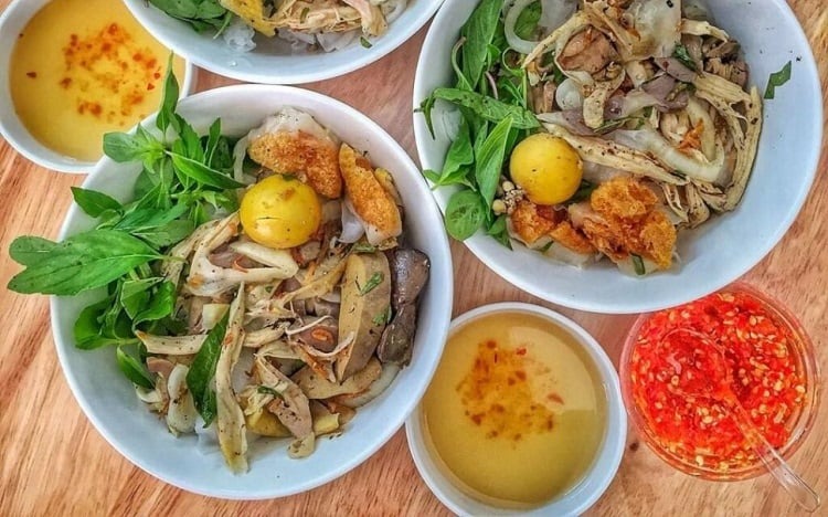 Bánh Ướt Lòng Gà ở Đà Lạt