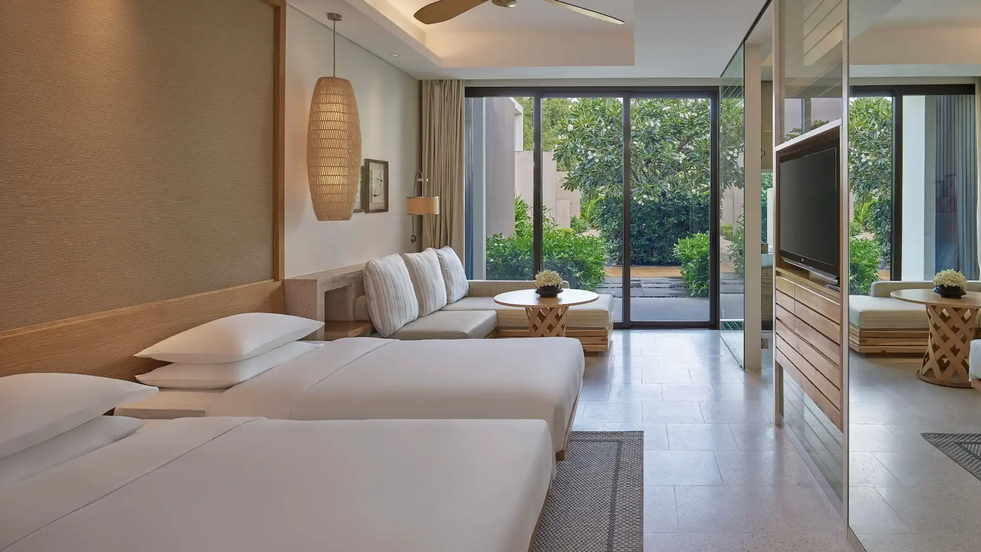 Hyatt Regency Danang 3