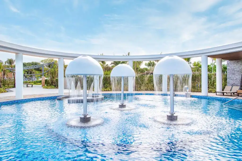 Suối nước nóng Minera Bình Châu 7