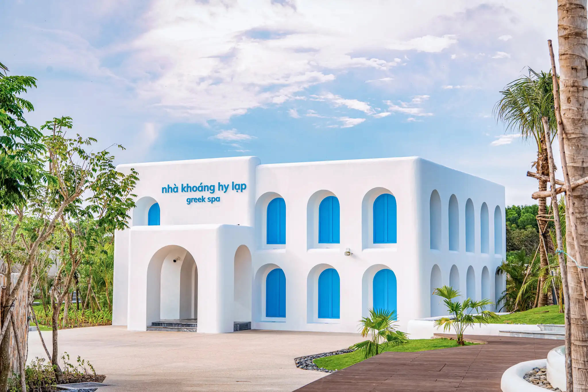 Suối nước nóng Minera Bình Châu 18