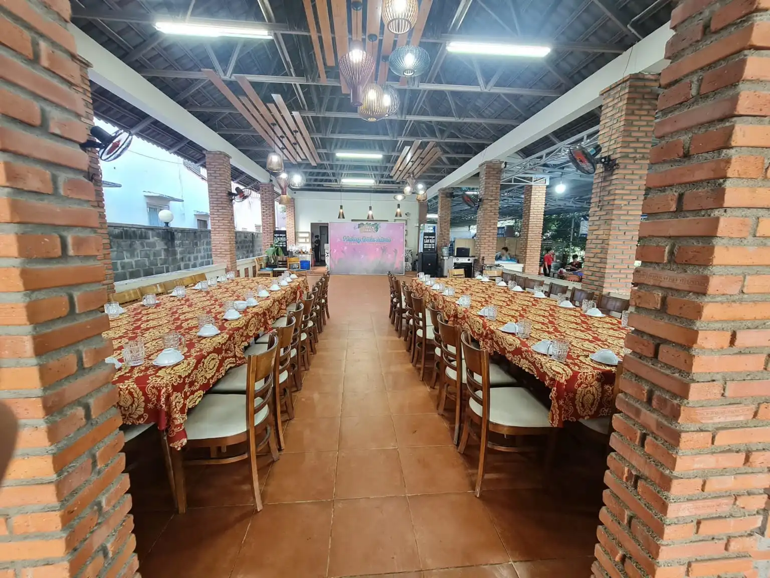 Suối nước nóng Minera Bình Châu 39