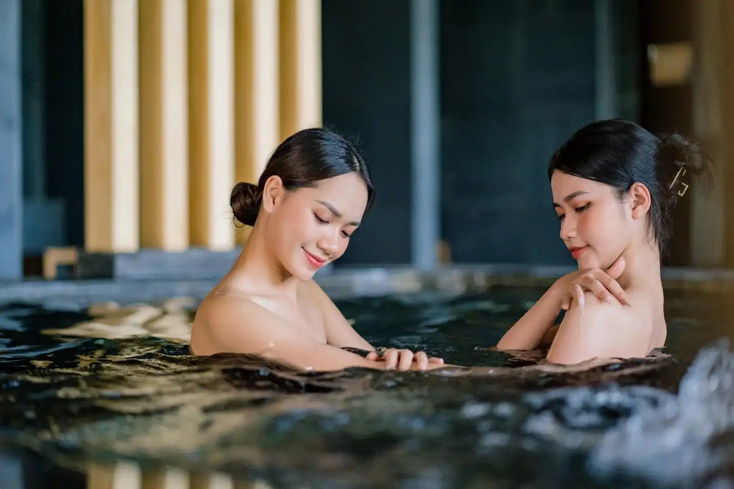 Suối nước nóng Minera Bình Châu 12
